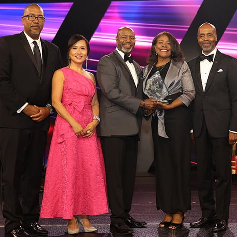 54106097475_f20fffd1f8_k_2 - 260x260 - final